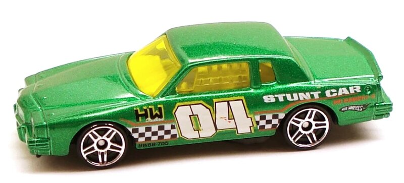 Hot Wheels '84 Pontiac Grand Prix 2010 (R7604)
