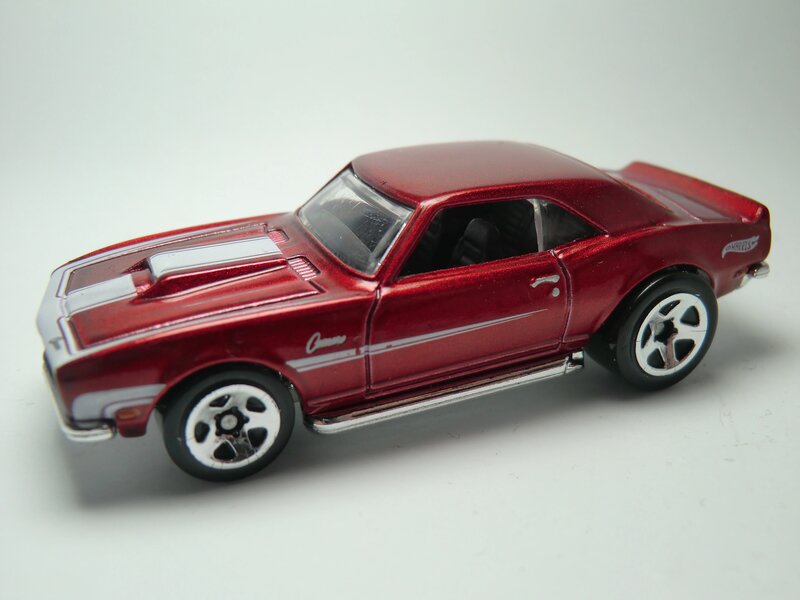 Hot Wheels '68 COPO Camaro 2011 (T9982)