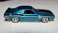 Hot Wheels '71 Dodge Challenger 2012