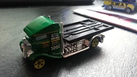 Hot Wheels Fast-Bed Hauler 2015 (CFH28)