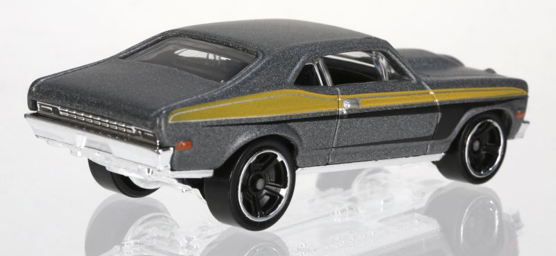 Hot Wheels '68 CHEVY NOVA 2015 (CHK73)