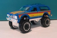 Hot Wheels Chevy Blazer 4x4 2017 (DTX76)