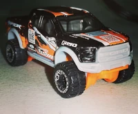 Hot Wheels '17 Ford F-150 Raptor 2018 (FJY54)