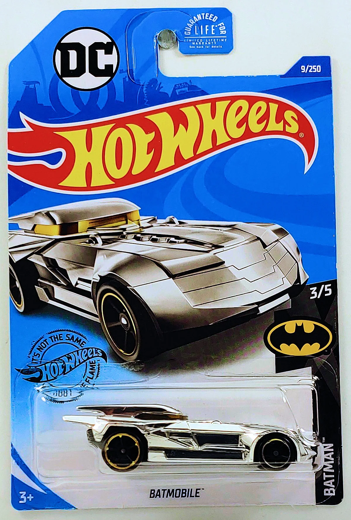 Hot Wheels Batmobile 2020 (GHB93)