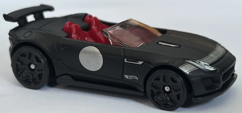 Hot Wheels '15 Jaguar F-Type Project 7 2022 (HB001)