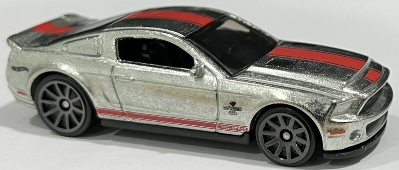 Hot Wheels '10 Ford Shelby Gt500 Super Snake 2022 (HD004)