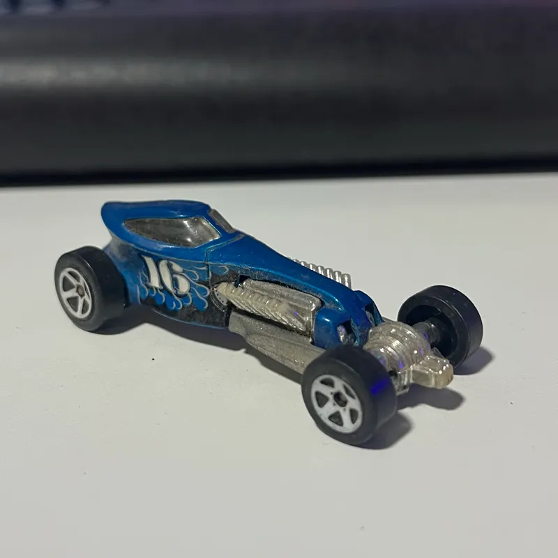 Hot Wheels Sweet 16 II 2000 (25393)